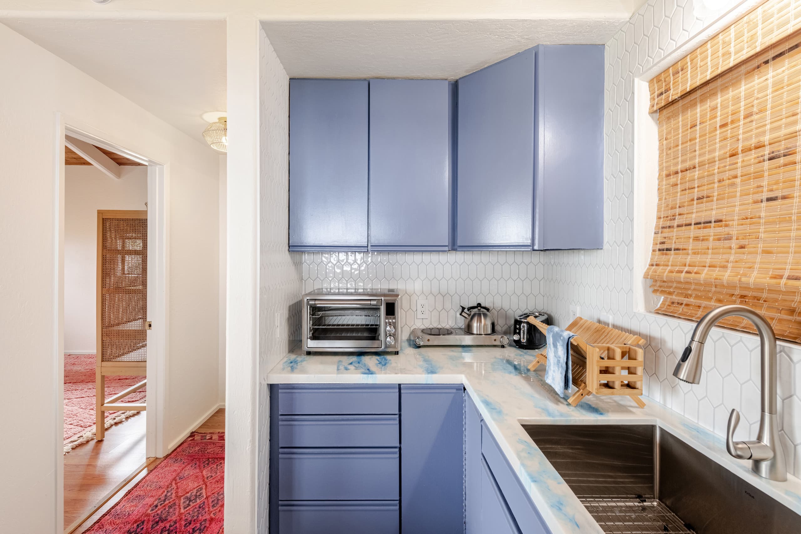 Professional Design  Ocean View  Private Apartment - Image 12