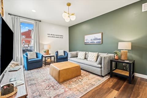 Cozy Modern Retreat | Downtown Troy – First Floor