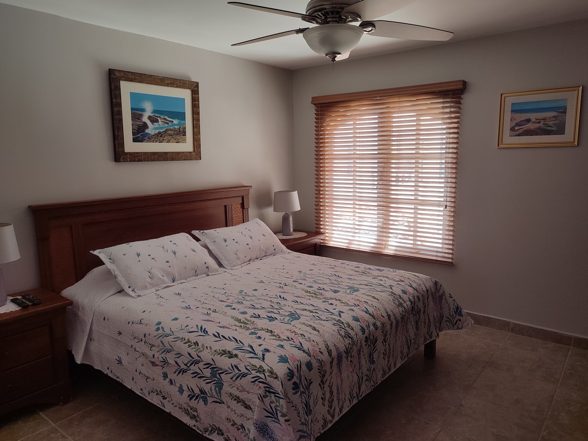 Resort-Style Condo — property photo 8
