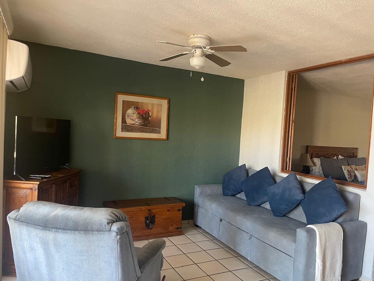 Airbnb con mejor rendimiento: Ground floor condo steps from SJ hotel area en San José Del Cabo
