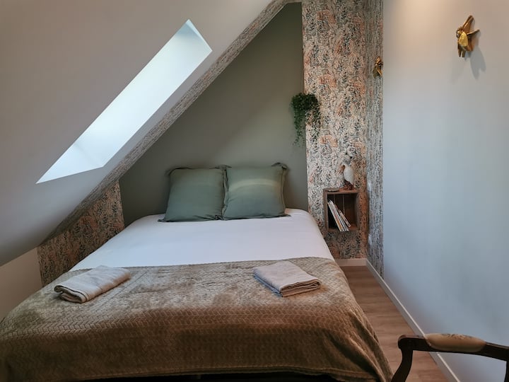 საძინებელი 4