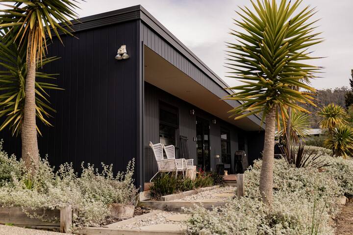 Lifebuoy Beach House Bicheno