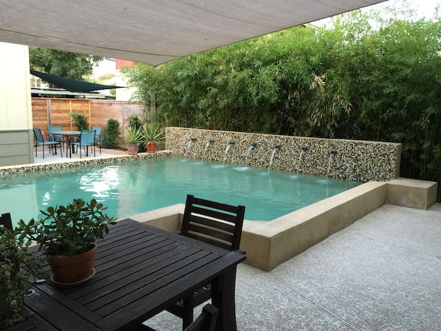 AustinPoolHouse Downtown for Group Walk to Bar/BBQ