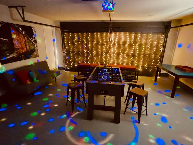 AustinPoolHouse Downtown for Group Walk to Bar/BBQ gallery image 3