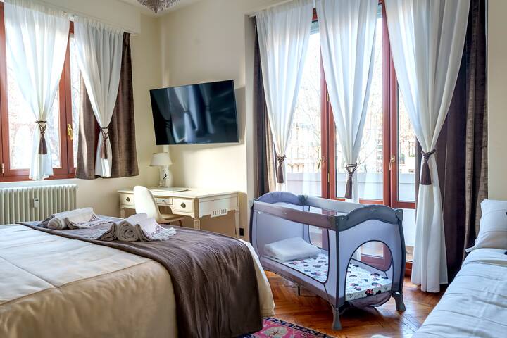 Grande trilocale, 2 bagni, balconi, Lusso, Milano gallery image 3