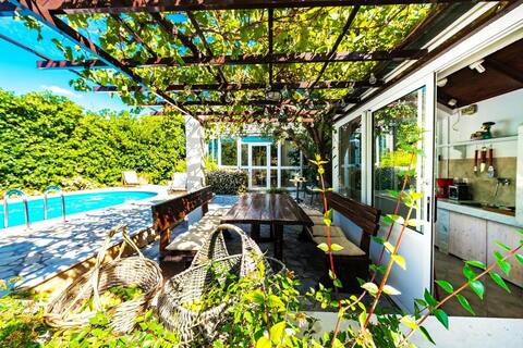 Villa Piano -
mediteran house with pool & jacuzzi