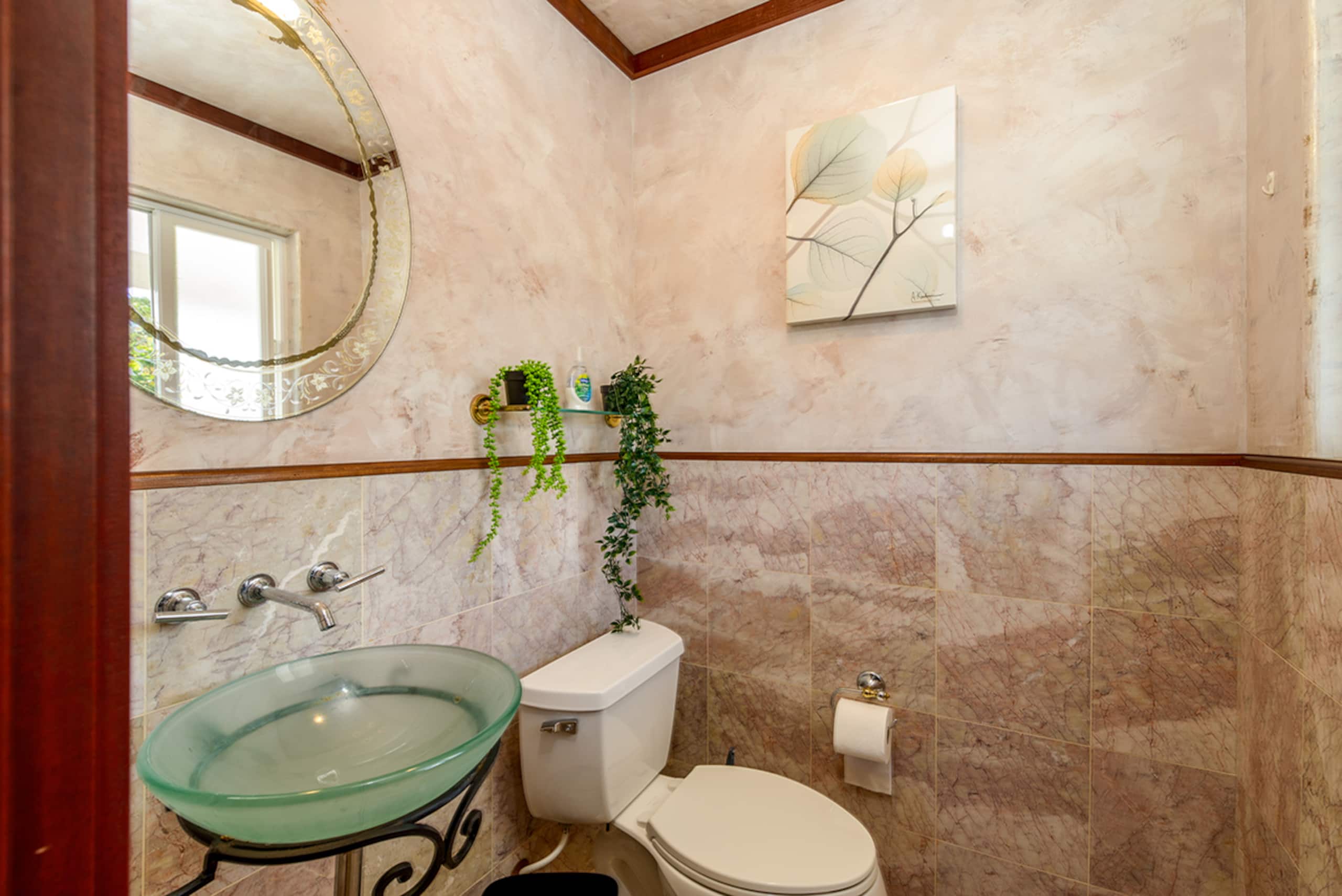 Home in Kailua-Kona · ★5.0 · 2 bedrooms · 2 beds · 2.5 baths - Image 11