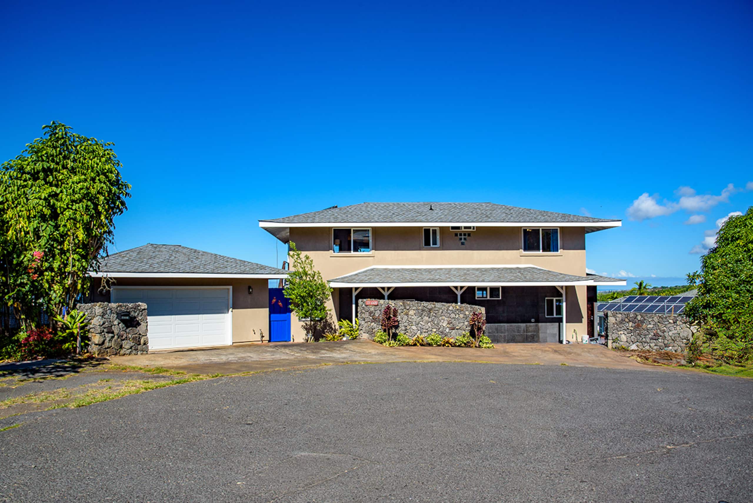 Home in Kailua-Kona · ★5.0 · 2 bedrooms · 2 beds · 2.5 baths - Image 14