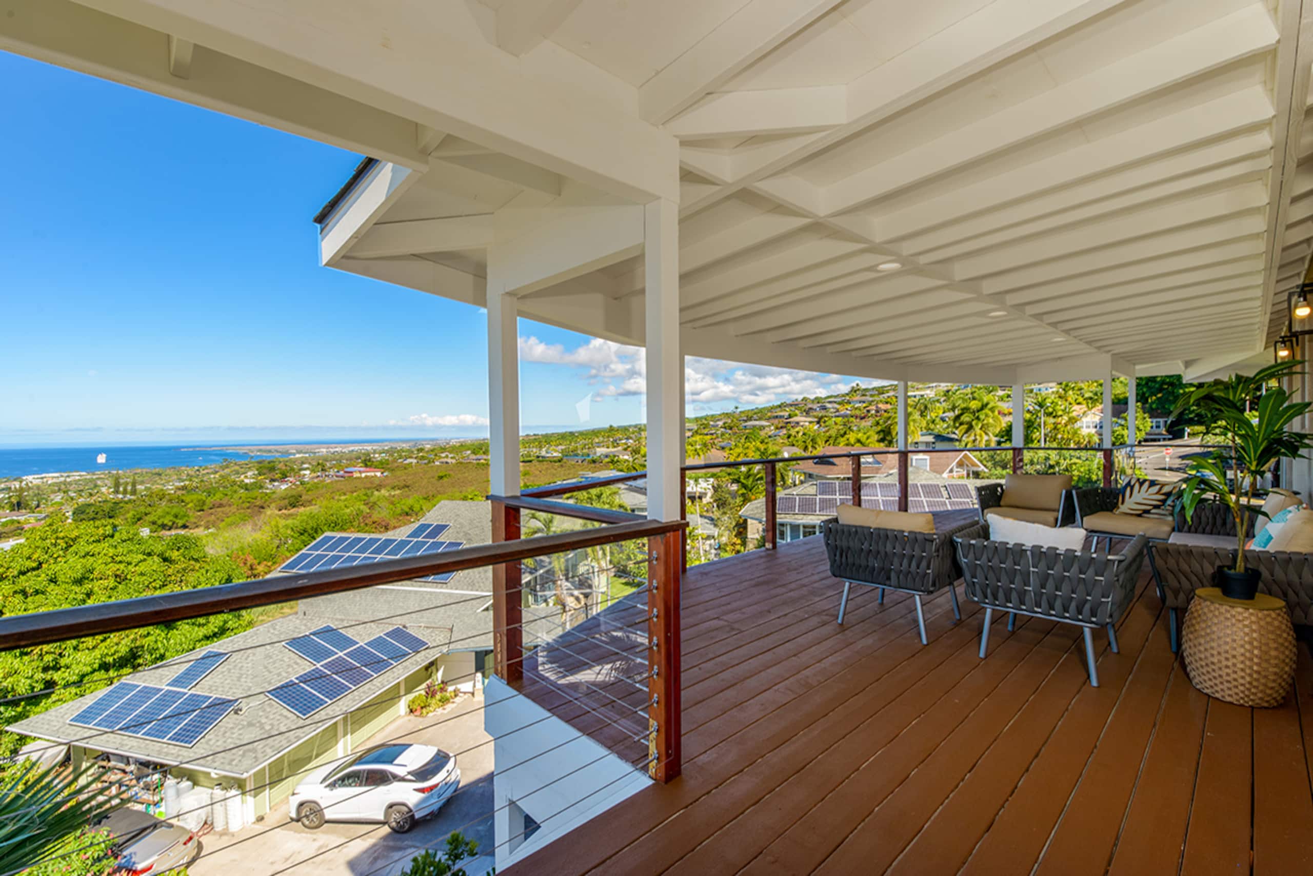 Home in Kailua-Kona · ★5.0 · 2 bedrooms · 2 beds · 2.5 baths - Image 12