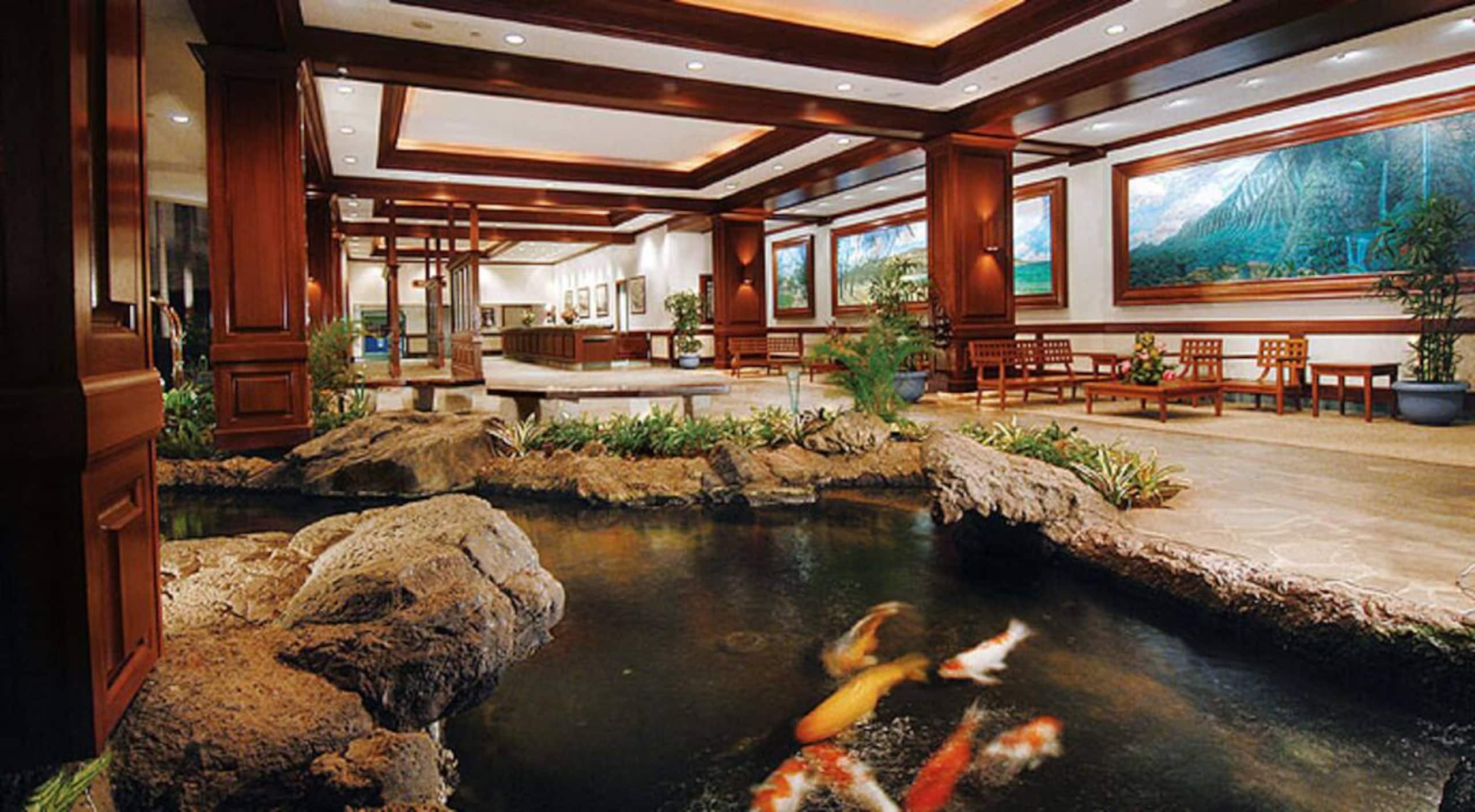 Condo in Honolulu · ★4.9 · 1 bedroom · 3 beds · 1 private bath - Image 40