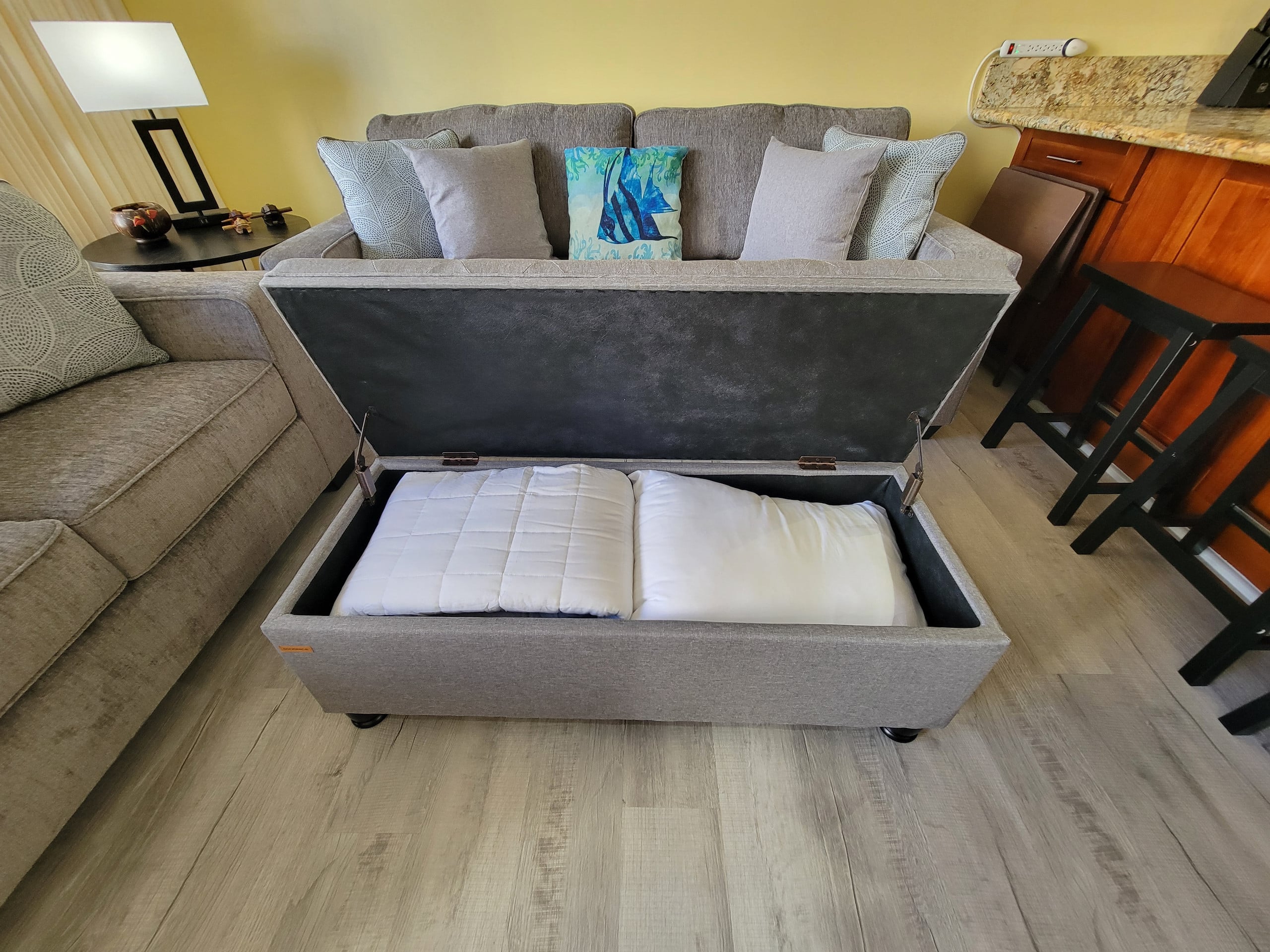 Condo in Honolulu · ★4.9 · 1 bedroom · 3 beds · 1 private bath - Image 7