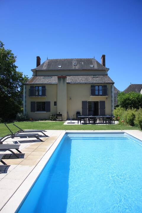 Villa Le Printemps, house 15 people with pool