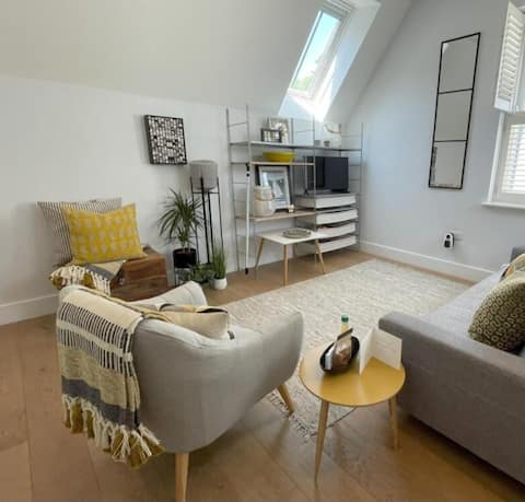 Top Airbnb: 6 Old Station Masters House, sleeps 4, own parking in Fowey