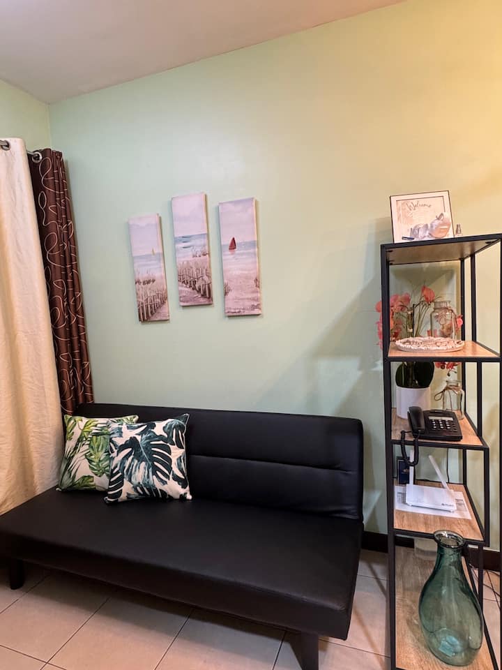 Разтегателен диван (двоен размер)