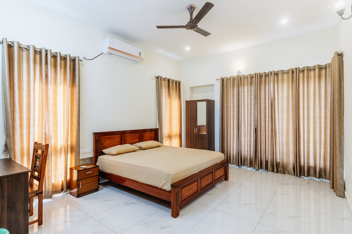 საძინებელი 4