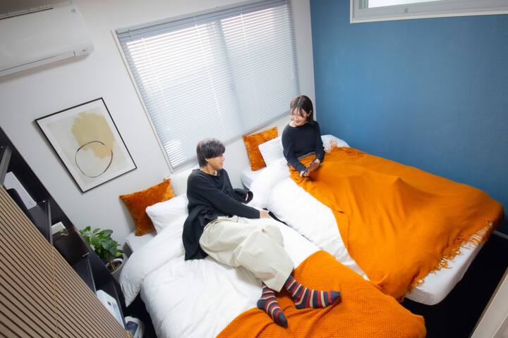 Modern 3-Bedroom House with Spacious Living Area gallery image 3