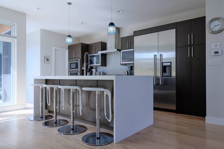 Denver LoHi Local Clean & Modern Walkable gallery image 4