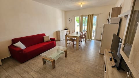 Annuncio Airbnb popolare: Apartment a stone's throw from the sea, with swimming pool a Palau