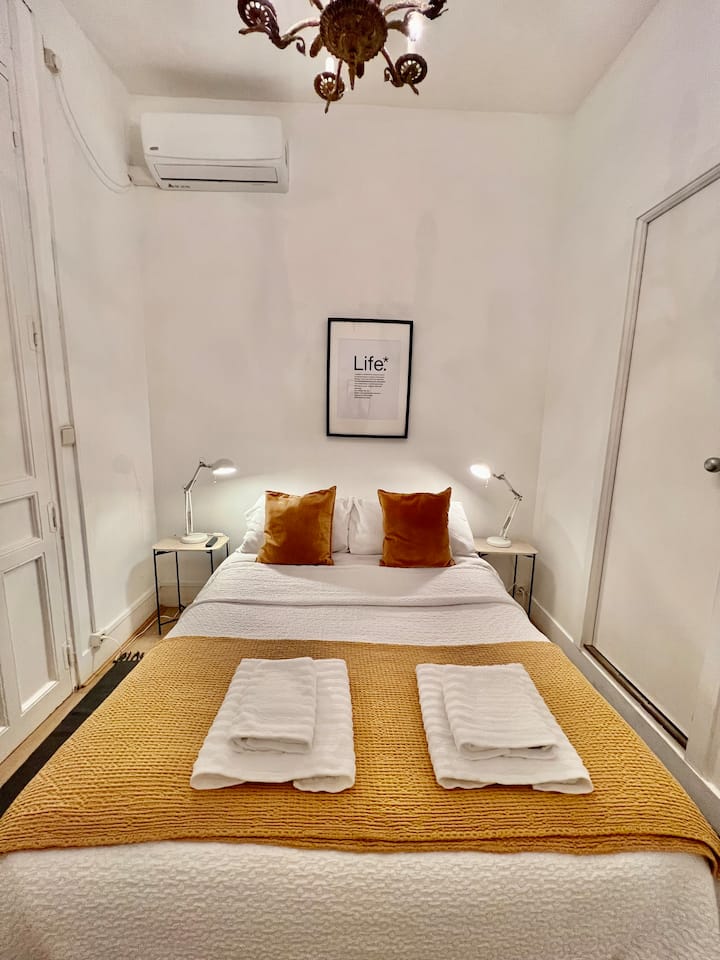 Vnútorná dvojlôžková izba s vlastnou kúpeľňou 