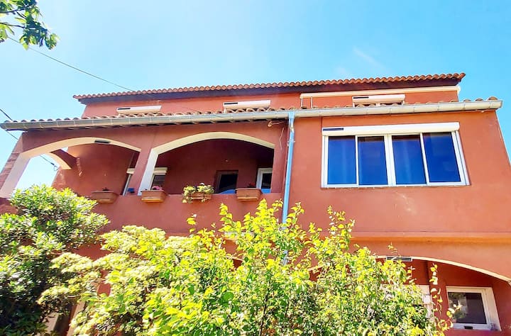 Plage à Pied-4 Pers- Clim-wifi -Terrasse -Parking - Le Barcarès