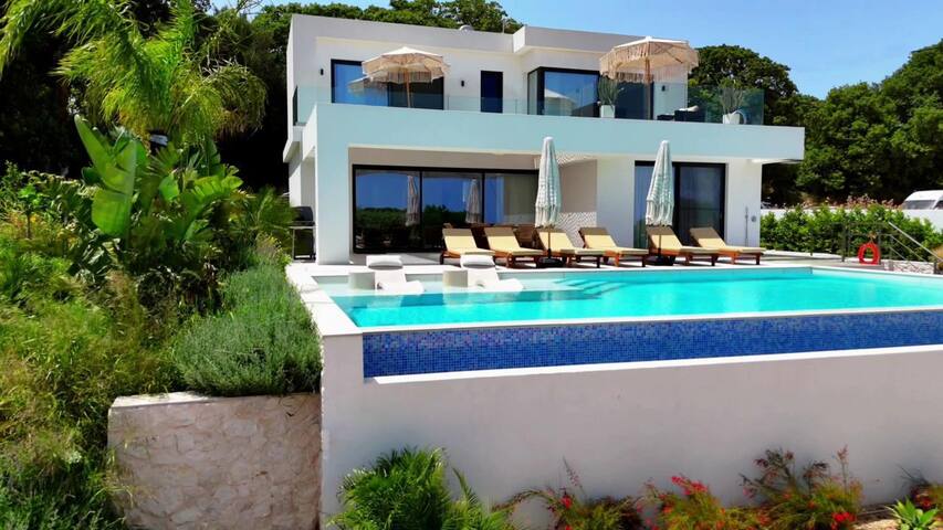 Villa Gatsby by Gatsby Rhodes Villas gallery image 2