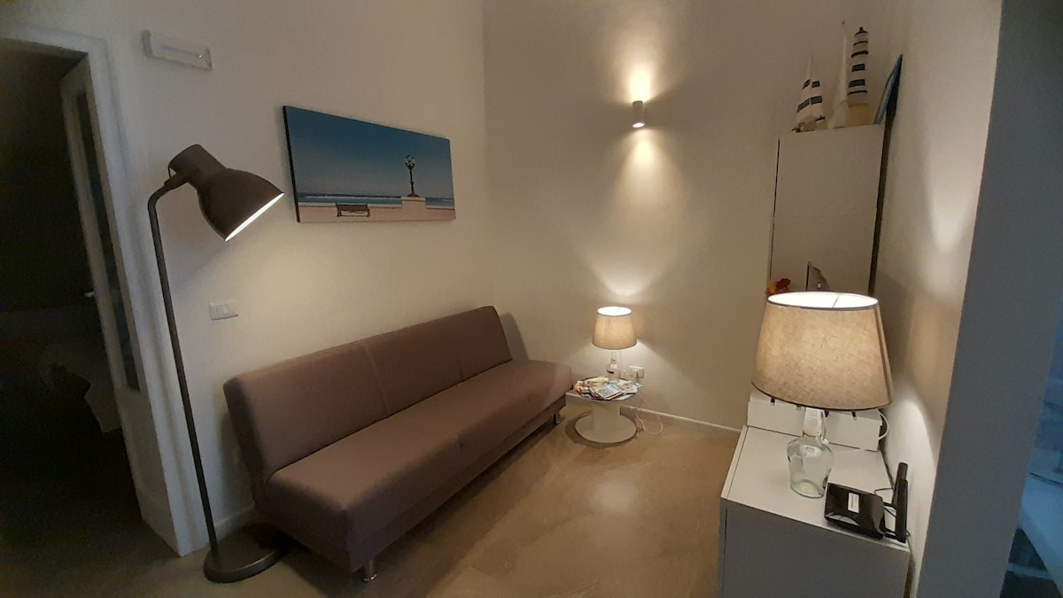 Top performing Airbnb: Andrea 38.   Modern residence in a 1940 building in Bari