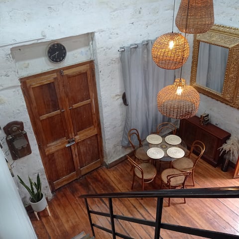 Beautiful Traditional House Downtown