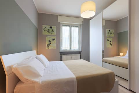 Spacious, Cozy & View, 5 min to Outlet Serravalle