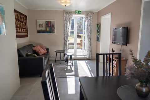 Cozy two bedroom apt in Hafnarfjörður town center
