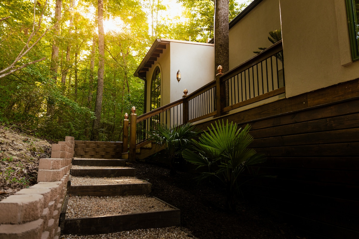 The Flying Carpet Moroccan Treehouse Luxury Exotic - Treehouses