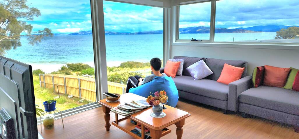 Home with a View @ Blessington Villa