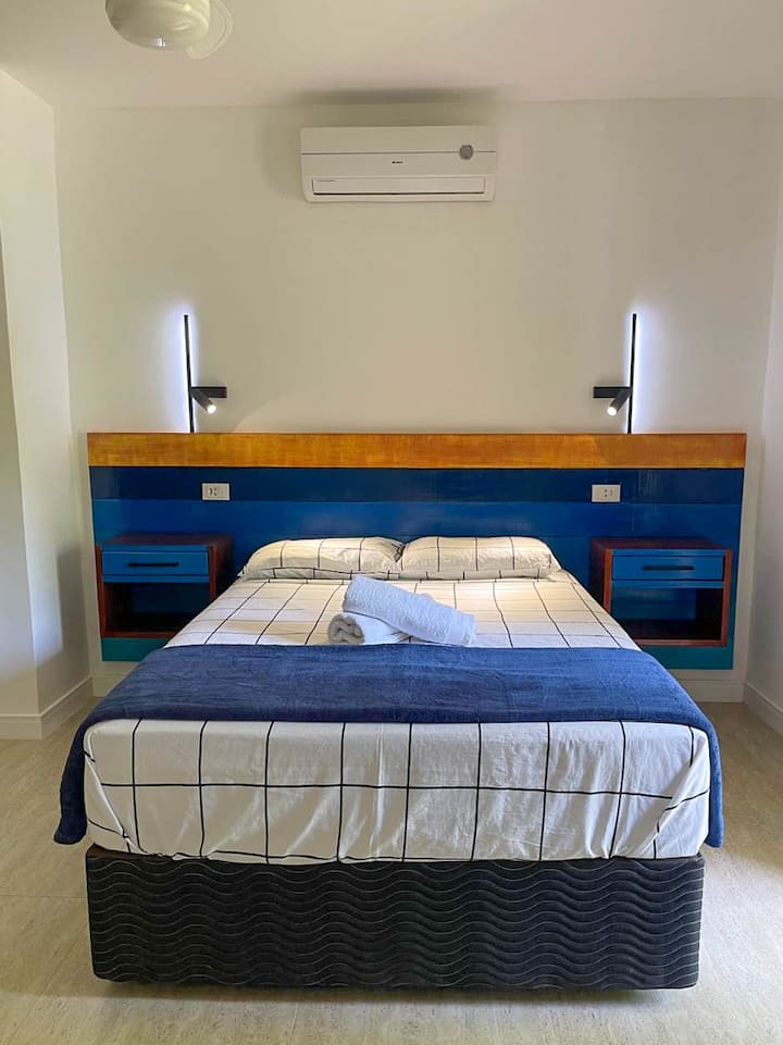 Nuestra suite es cómoda y está preparada para ofrecer los días de descanso y bienestar que te mereces.