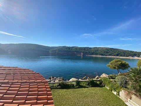 Seafront Villa Montgó · 5 En-Suite Bedrooms