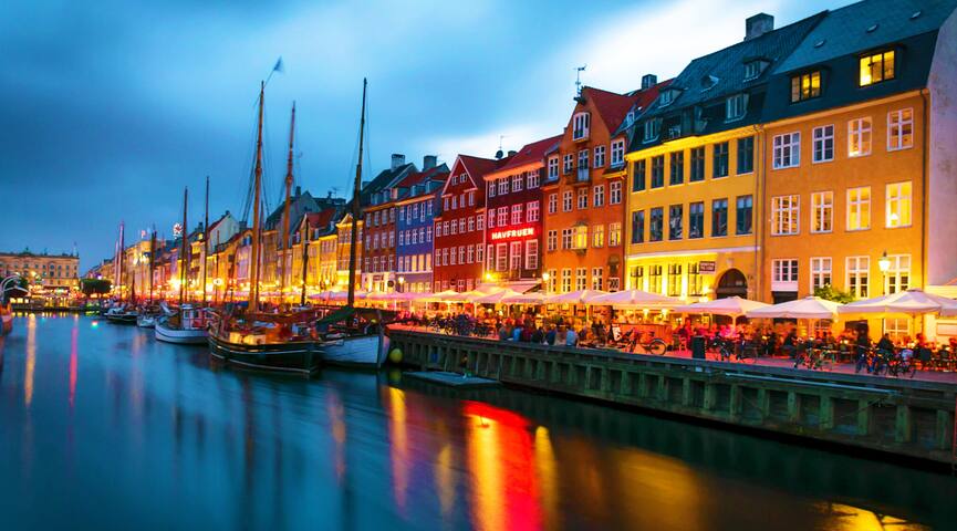 Luxury stay on Nyhavn ! Best location possible! gallery image 4