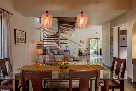 Boutique Designer Villa in Parra
