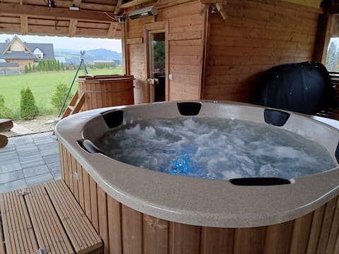 House in Ząb with a jacuzzi included in the price