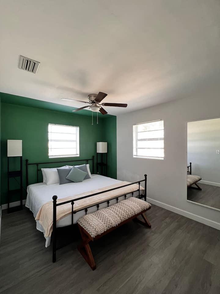 غرفة النوم 1