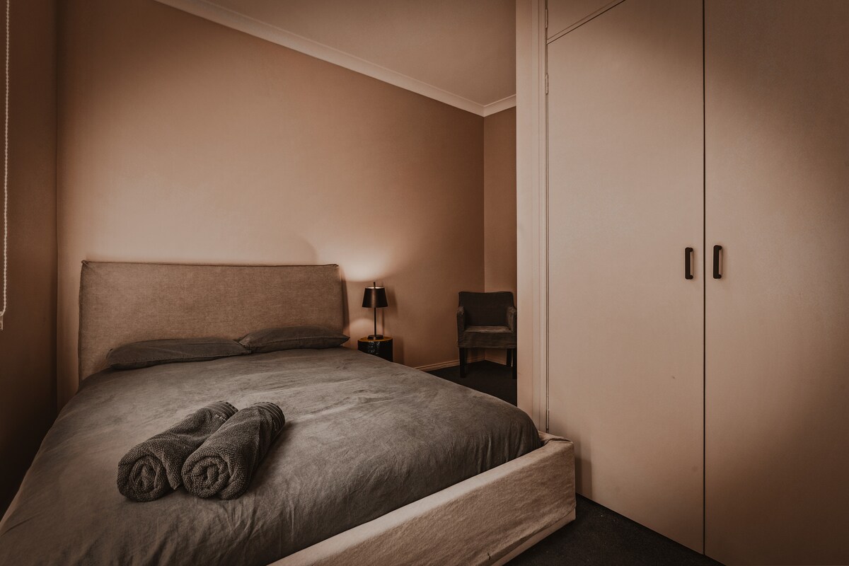 Queen Bed - AH Beard mattress. 