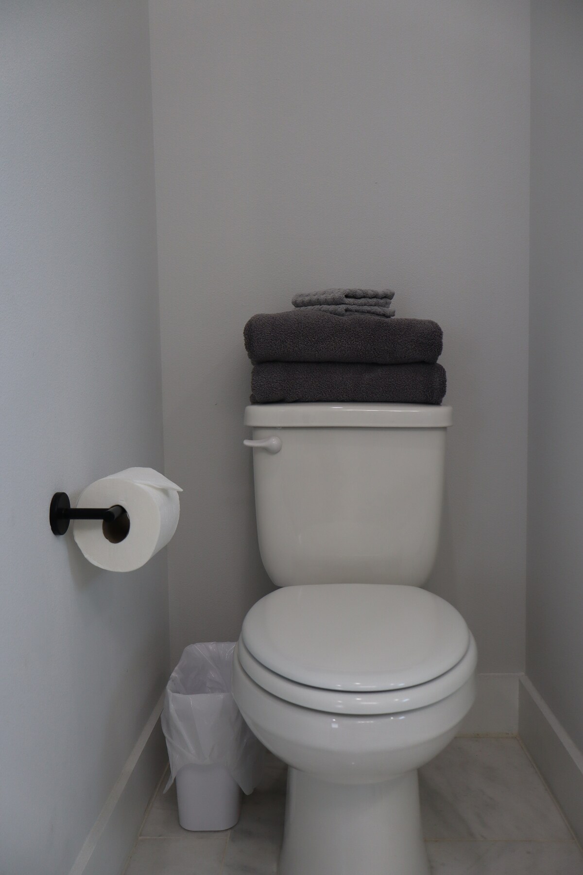 2BR Home in East Austin • Walk to Bars & Caffes