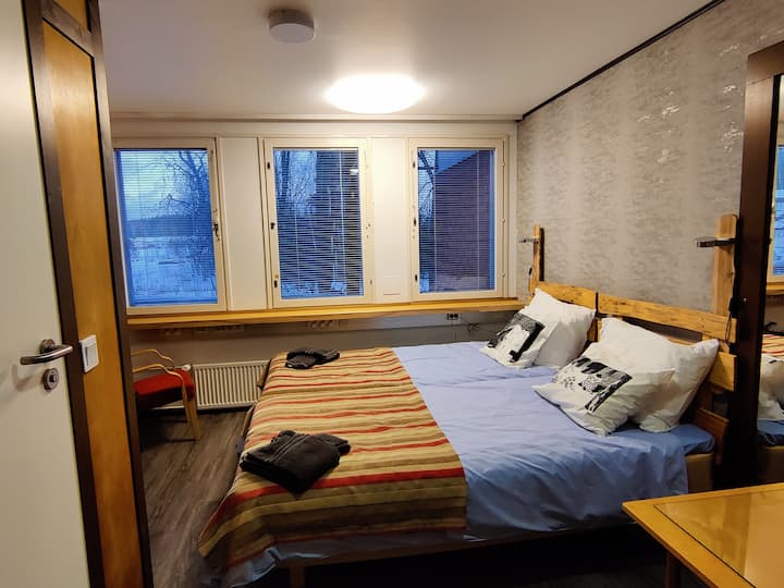 Chumba cha 6 cha kulala: vitanda 2, choo na bafu