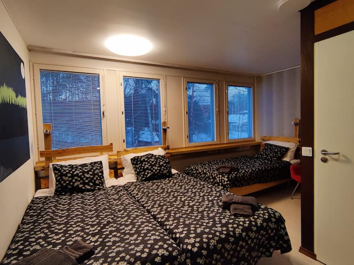 Chumba cha kulala8: kitanda 2 +1 kitanda cha ziada, choo na bafu