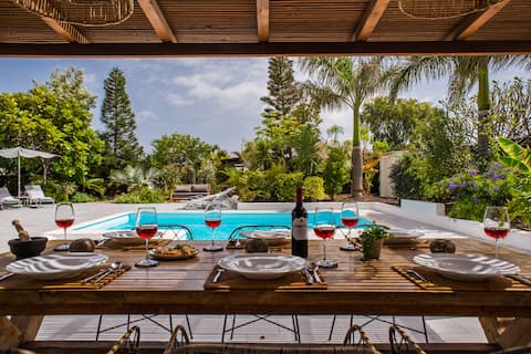 Top Airbnb: 23, Lajares, Bali House en La Oliva