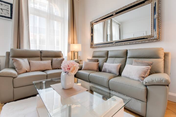 Wenceslas Square Royal Residence Apartments gallery image 5