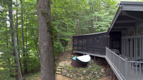 Secluded Luxury midcentury home w shared beach