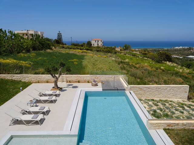 Aegean Beauty Villa. Panoramic views to the sea! gallery image 2