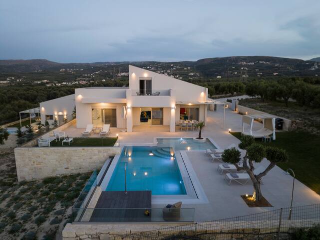 Aegean Beauty Villa. Panoramic views to the sea!