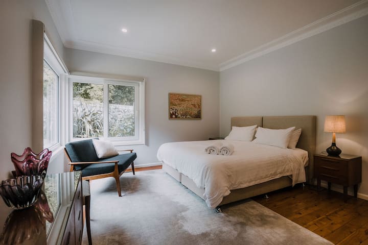 საძინებელი 1