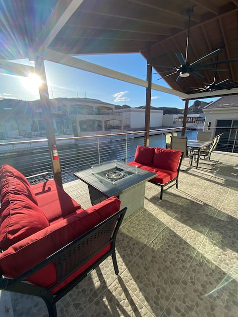 Waterfront home w/ private dock -Moovalya Keys