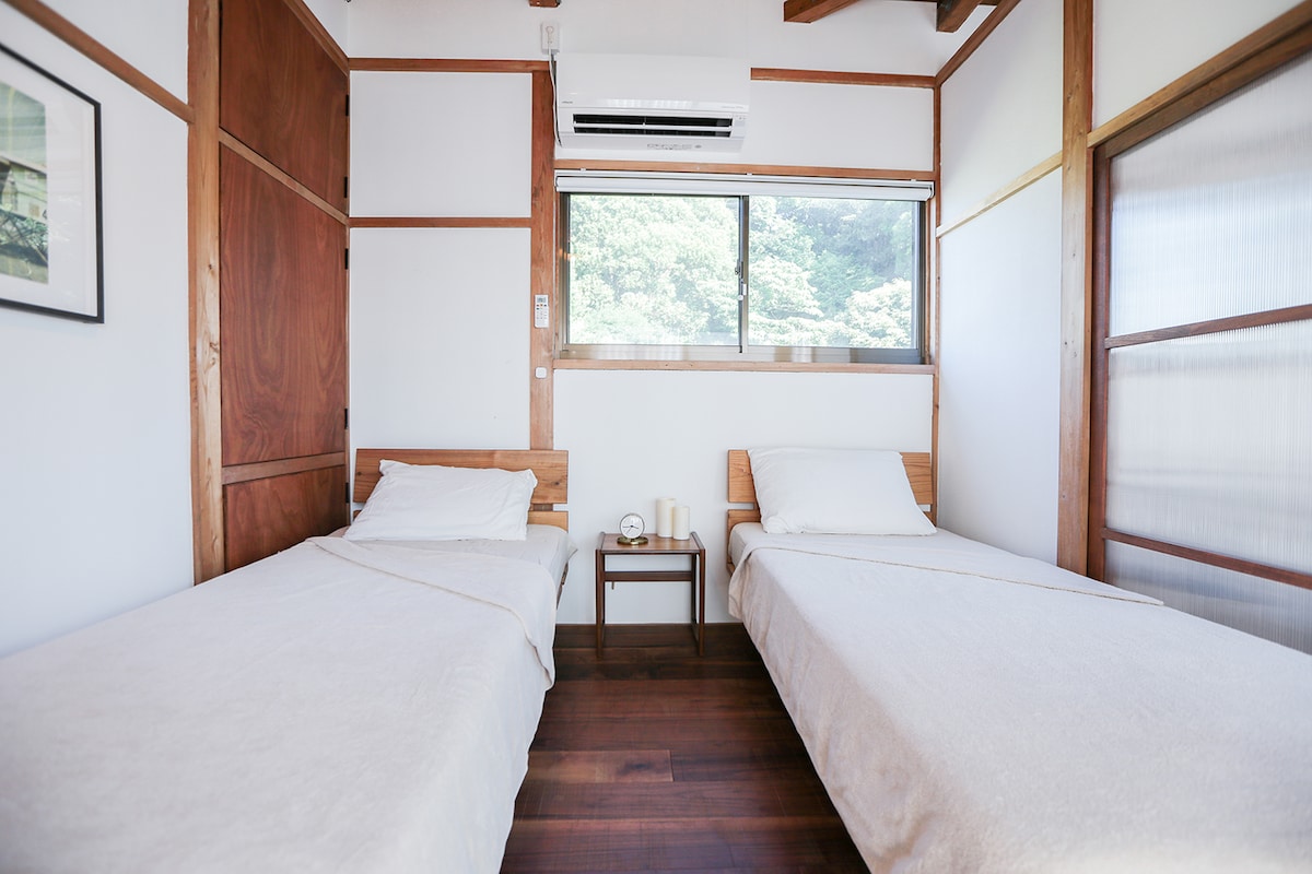 UMI】海が一望！漁港前の一軒家 リノベハウス Hama-Moroiso DECK HOUSE