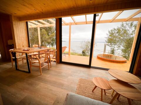 Outscape l Spectacular Cabin with Hot Tub